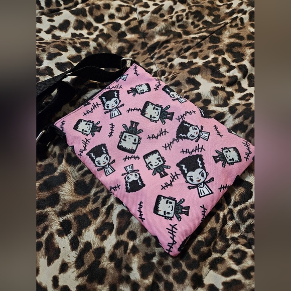 Universal Monsters Frankenstein & Bride Mini Crossbody - Picture 2 of 2
